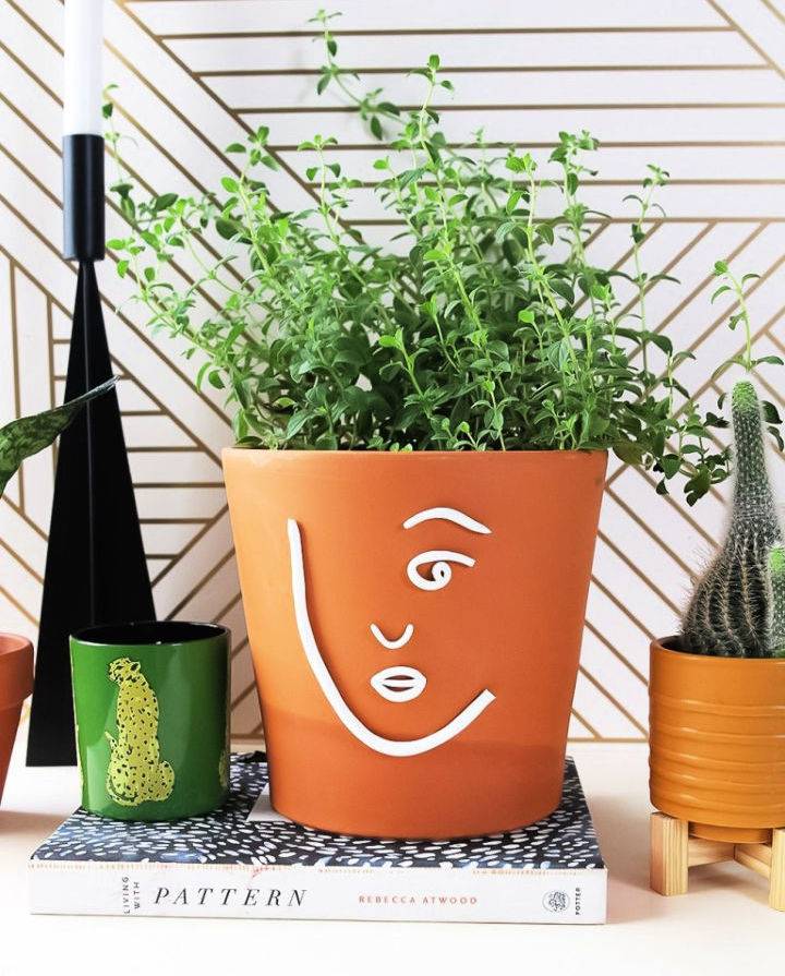 Clay Minimal Face PlanterS