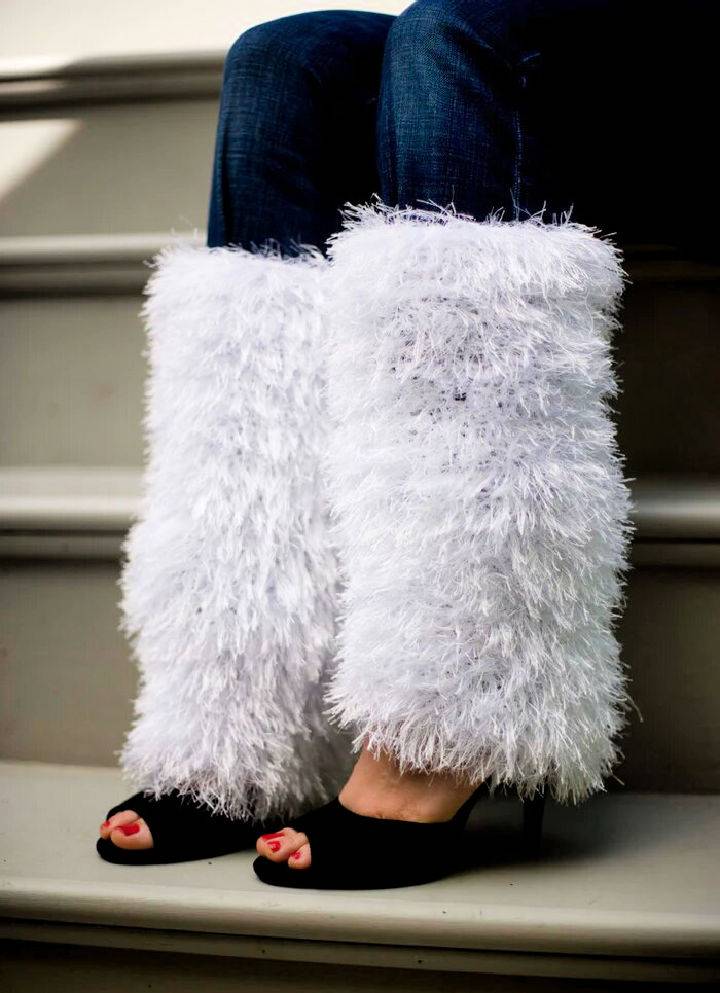 Cool Crochet Snowy Lane Leg Warmers Pattern