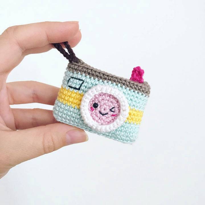 Crochet Kawaii Camera Keychain Tutorial