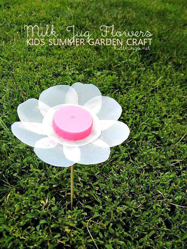 Cute DIY Milk Jug Flowers Summer Garden Craft