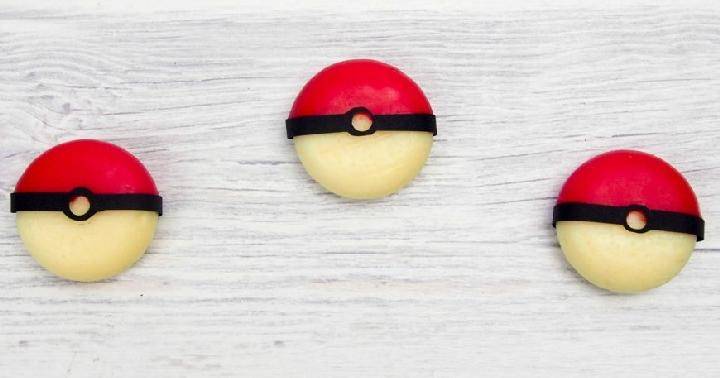 DIY Easy Edible Pokemon Balls