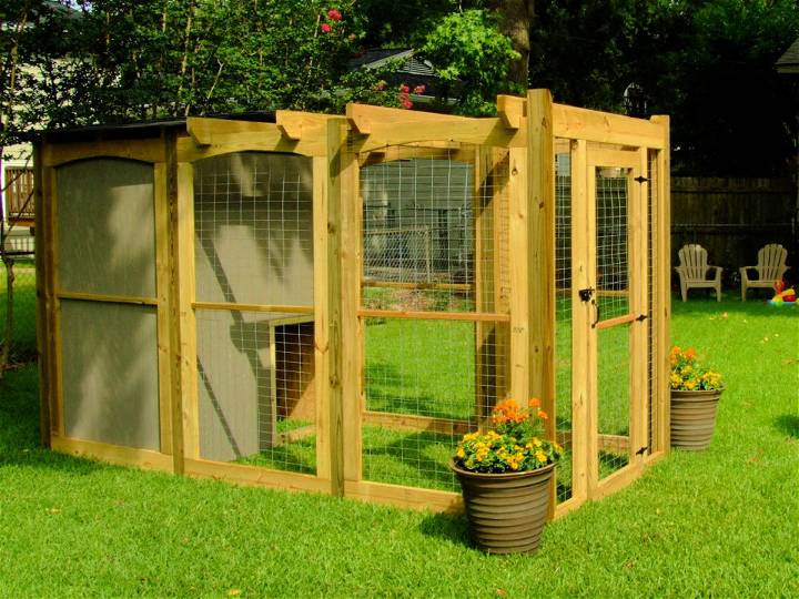 Dog Run with Attached Doghouse