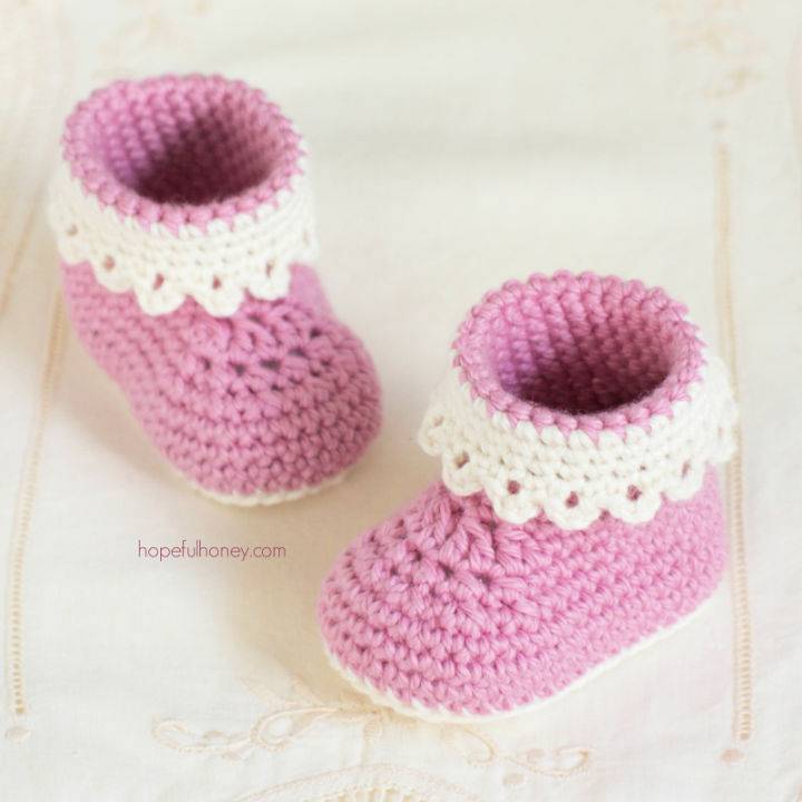 Easiest Pink Lady Baby Booties to Crochet