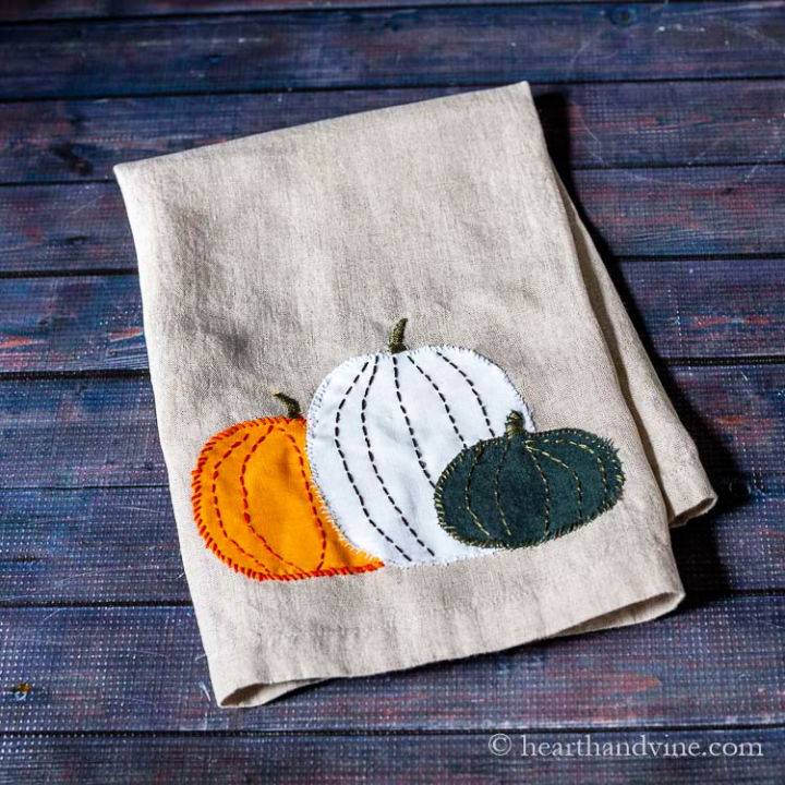 Easy Pumpkin Tea Towel Gift Idea
