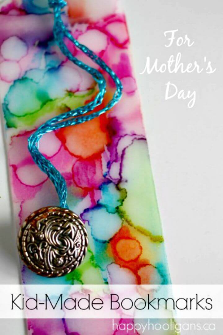 Gorgeous DIY Sharpie Tie Dye Bookmarks - Mothers Day Gifts