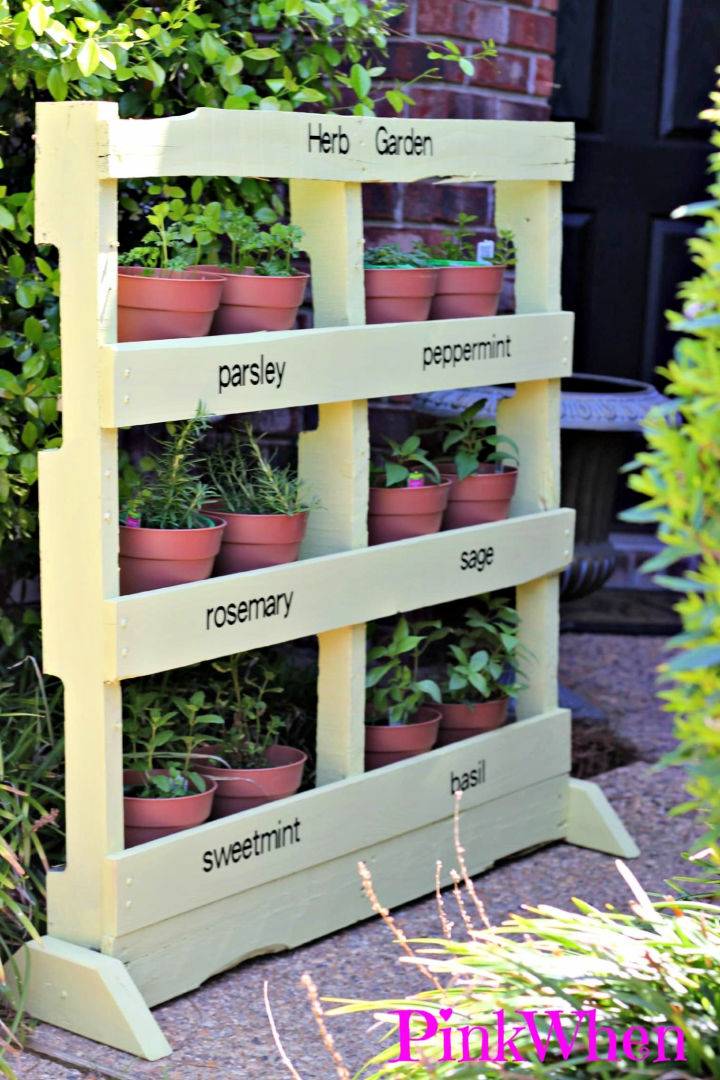 Make a Pallet Herb Garden