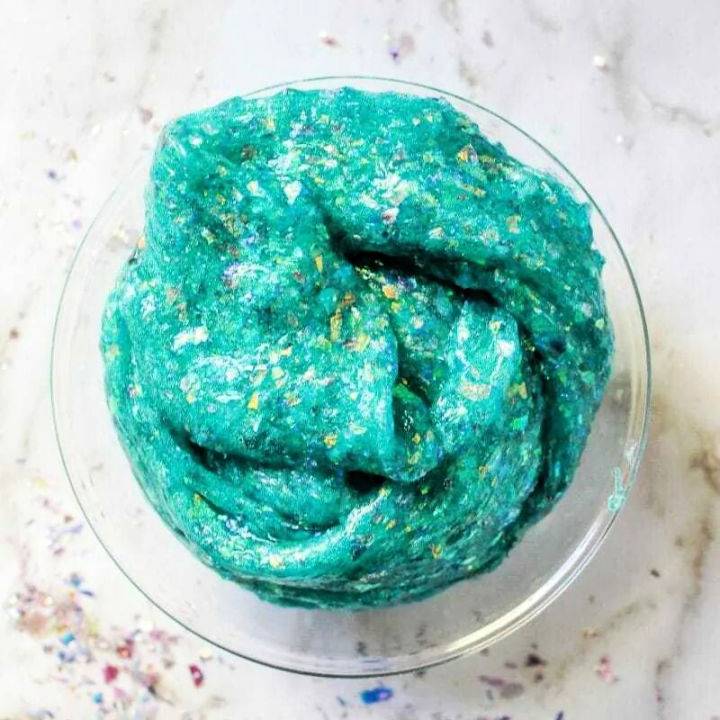 DIY Sparkly Mermaid Slime Without Borax