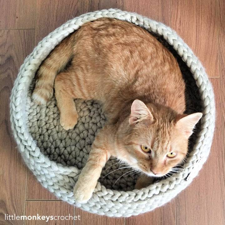 Tabby Chic Crochet Cat Bed Pattern